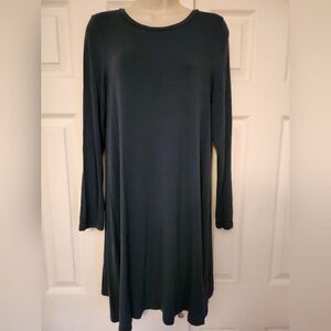 Size medium dress from Gap.